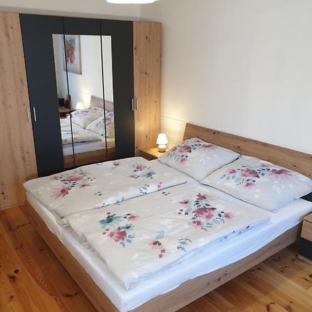 Apartman Central, Self Check In 24 H, Free Parking Banská Bystrica Exteriör bild